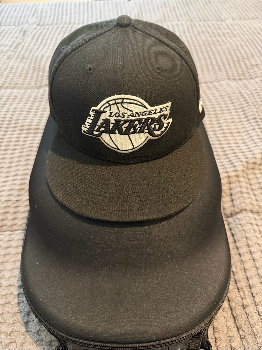 New Era Los Angeles Lakers Black & White Snapback Hat